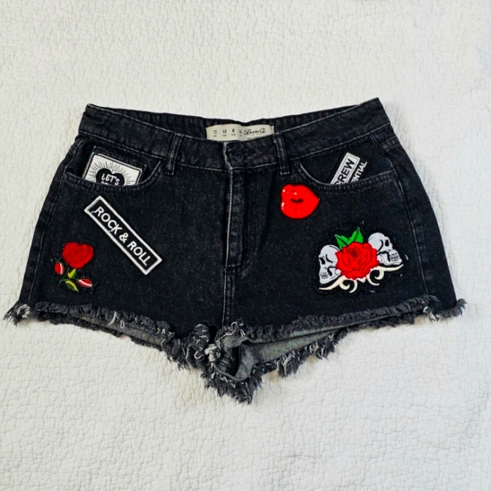 Denim&Co Black Jean Shorts with Red Rose Patches